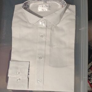 Women Linen Dress Shirt - Classic Spread Collar